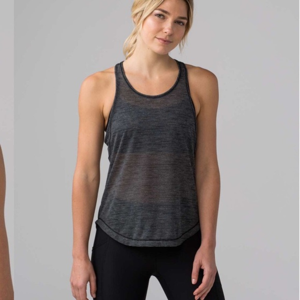 Lululemon “long distance” tank top